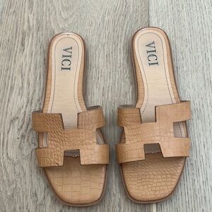 Vici Sandals